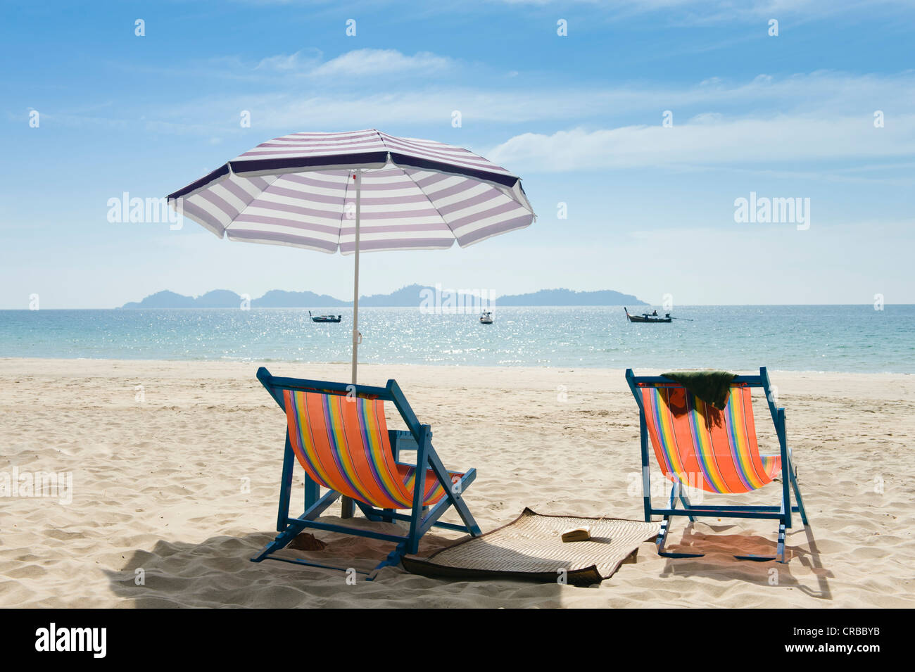 Sun parasol hi-res stock photography and images - Alamy