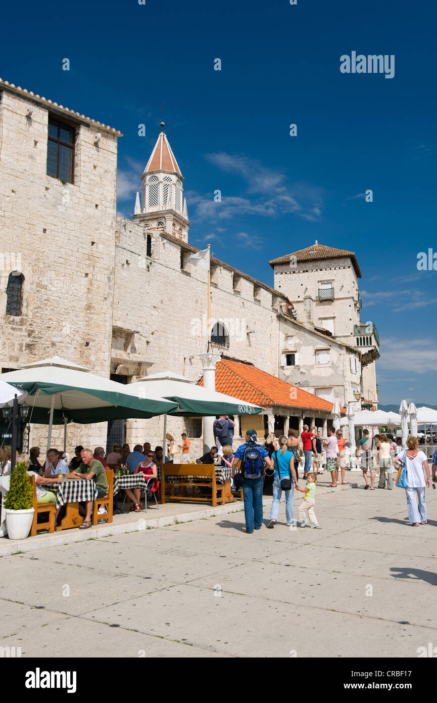 Riva promenade, restaurant and city wall, old town, UNESCO World Heritage Site, Trogir, Dalmatia, Croatia, Europe Stock Photo