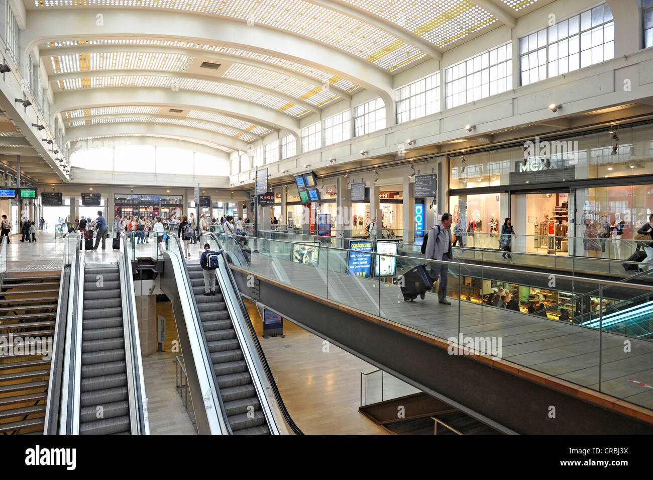 Train Station Concourse France High Resolution Stock Photography and Images  - Alamy