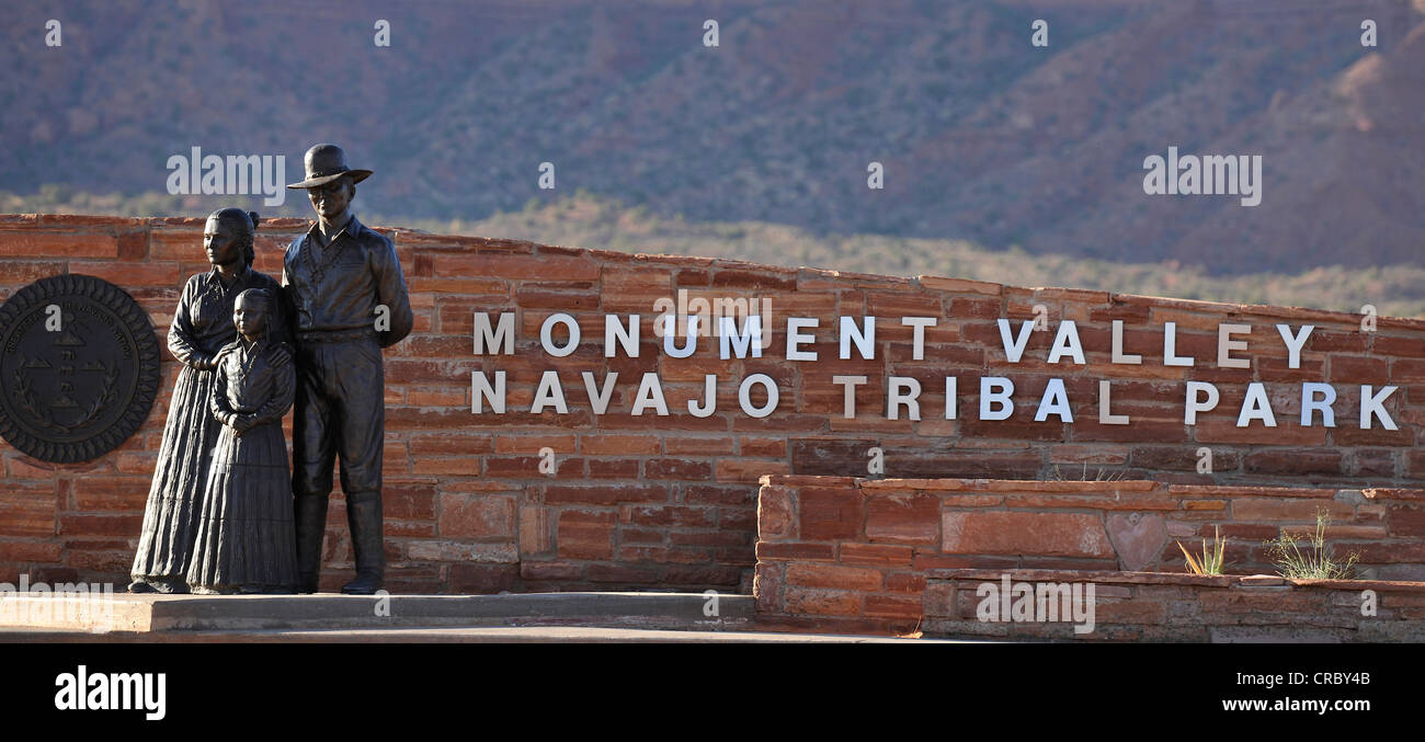 Sculptures at the entrance sign to Monument Valley, Navajo Tribal Park, Navajo Nation Reservation, Arizona, Utah Stock Photo