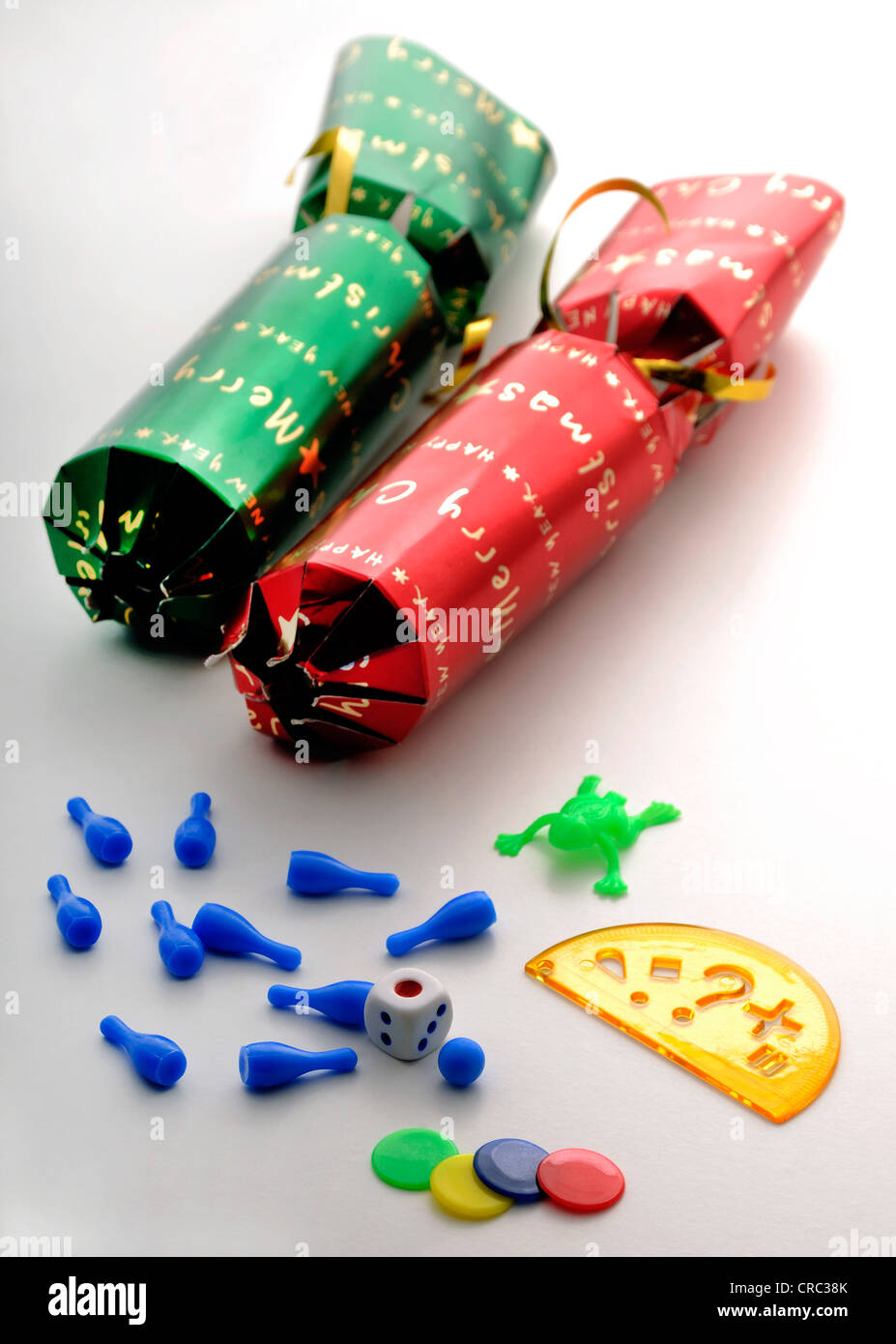 christmas crackers and their contents Stock Photo Alamy