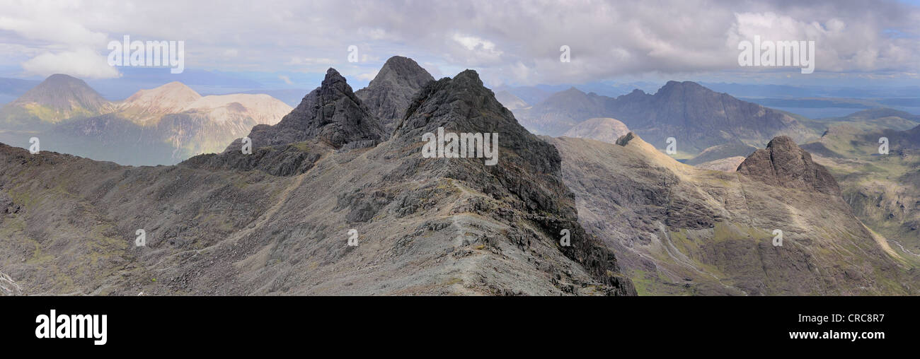 black-cuillin-panorama-from-the-summit-of-bruach-na-frithe-isle-of