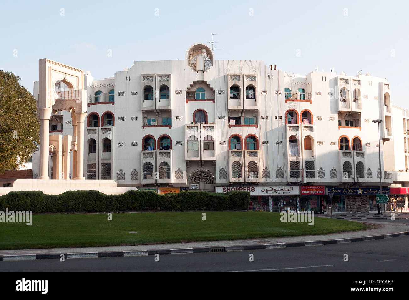 Elk206-2164 United Arab Emirates, Dubai, Bur Dubai, apartment complex