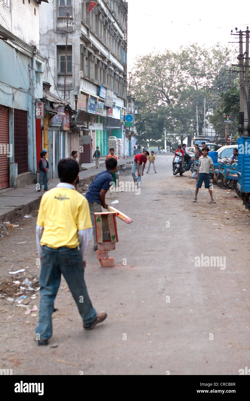Cricket match on a Guwahati street, Assam, India Stock Photo