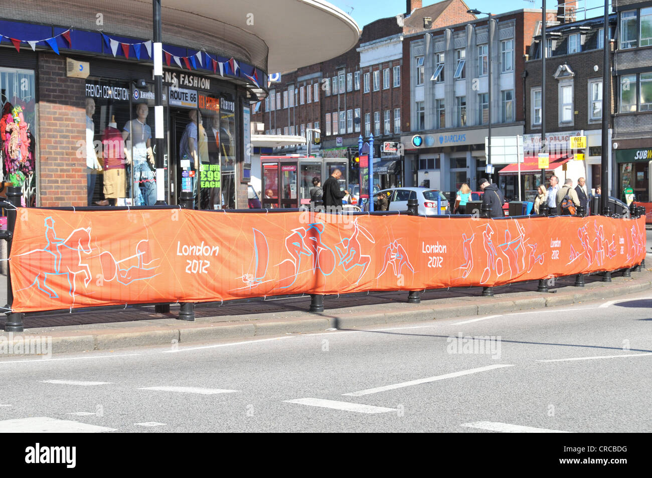 london-2012-olympic-torch-route-southgate-enfield-banners-and-signs