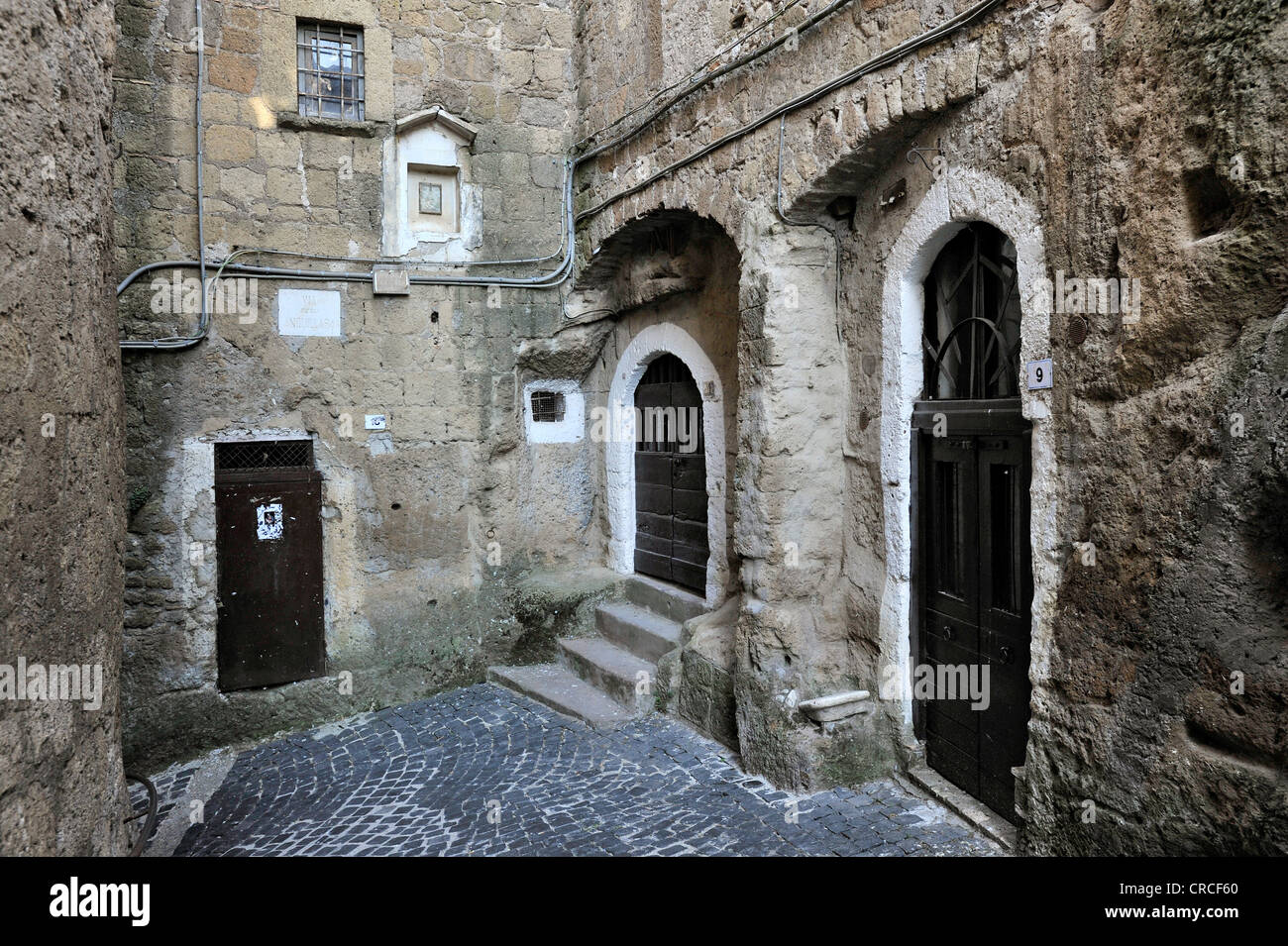 City entrance hi-res stock photography and images - Alamy