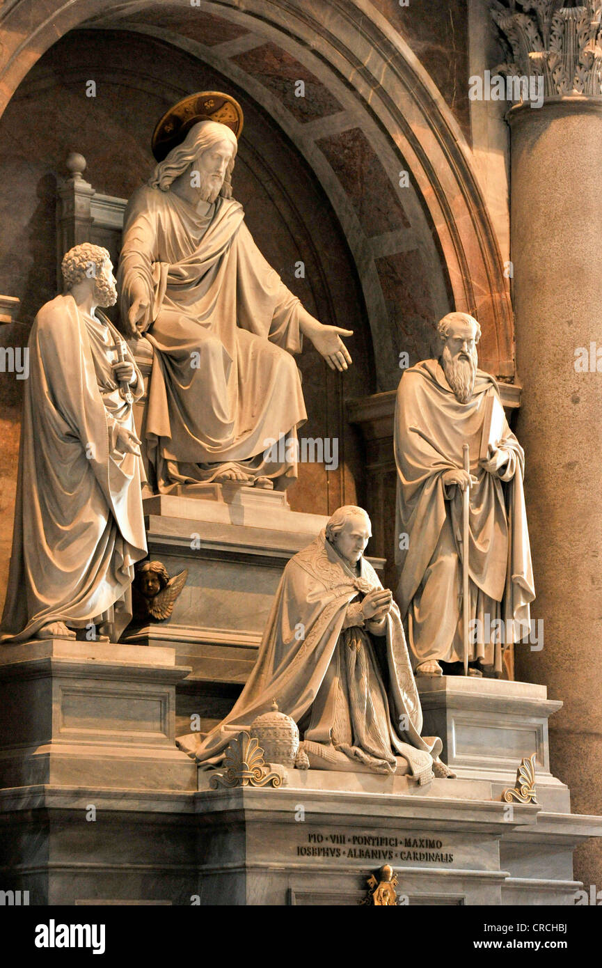 Monument to Pope Pius VIII with Jesus Christ and the apostles Peter and Paul, St. Peter's Basilica, Vatican, Rome, Lazio region Stock Photo