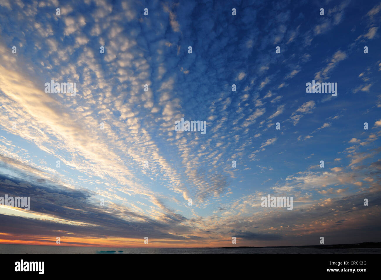 Sea and horizon hi-res stock photography and images - Alamy
