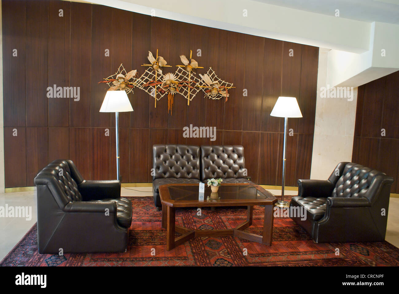 Black modern office armchair set hi-res stock photography and images ...