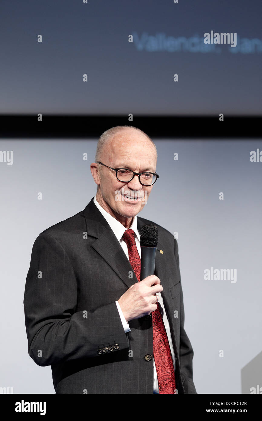 Finn E. Kydland, Nobel Laureate in Economics, speaking at the Campus for Finance at the Graduate School of Management Stock Photo
