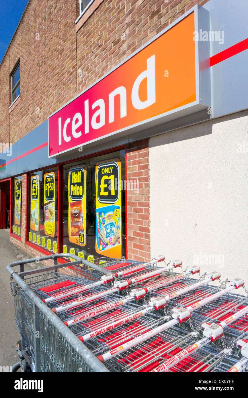 Iceland store front sign with shopping trolleys Long Eaton Derbyshire England UK GB EU Europe Stock Photo
