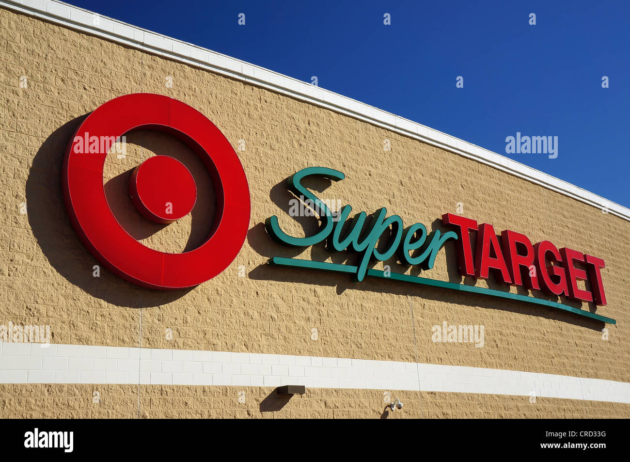 Super Target store / superstore / hypermarket in Virginia Gateway Shopping  Center, Gainesville, Virginia, USA Stock Photo - Alamy