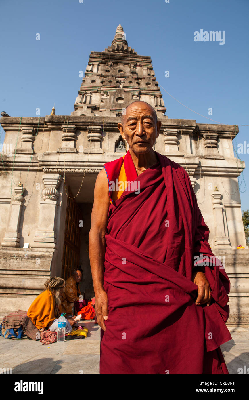 Monk portrait hi-res stock photography and images - Alamy