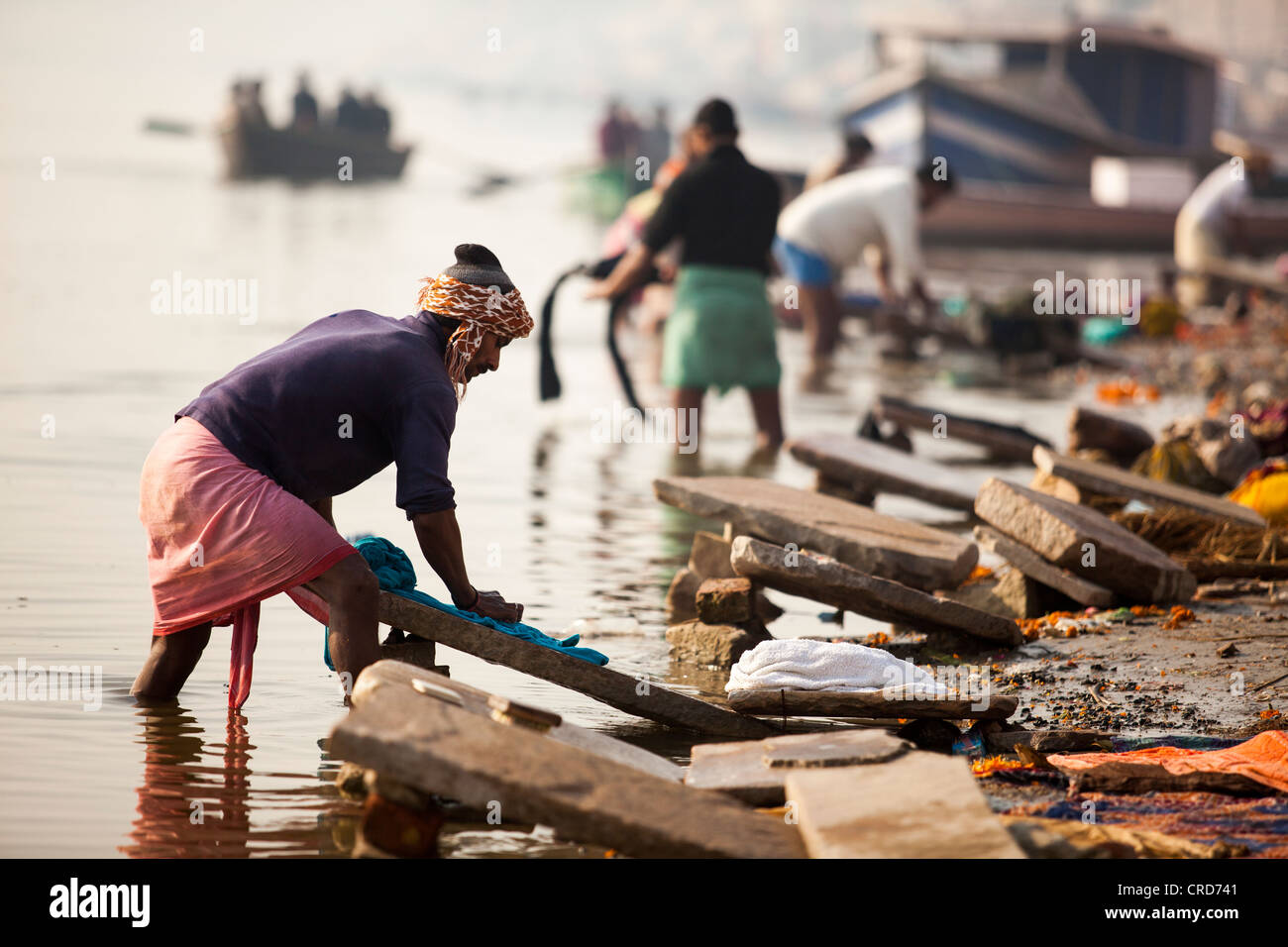 Laundry worker in Varanasi, Uttar Pradesh, India Stock Photo Alamy