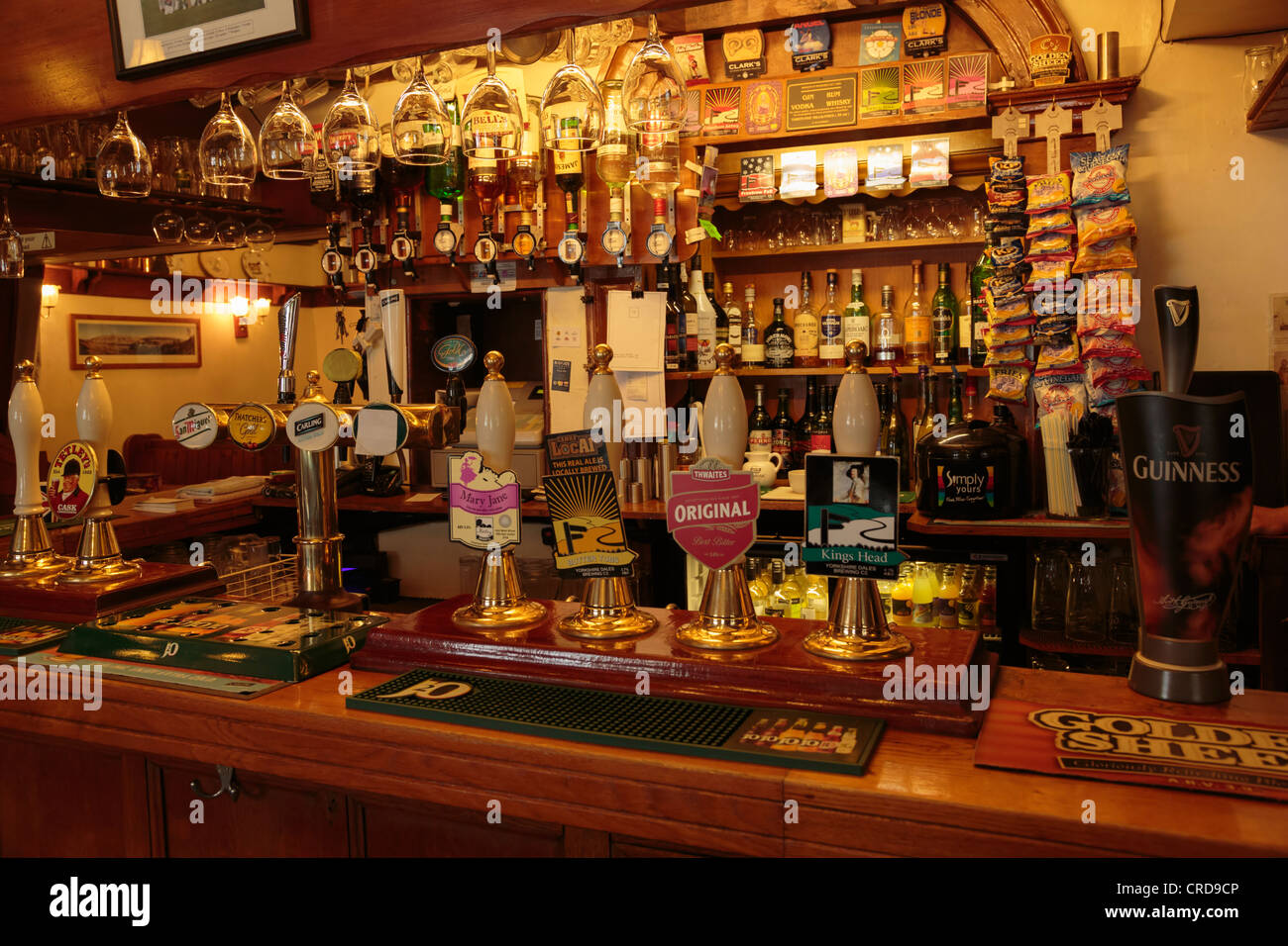 Kings Head Pub, Kettlewell, Yorkshire. An attractive traditional English pub that serves meals and real ale Stock Photo