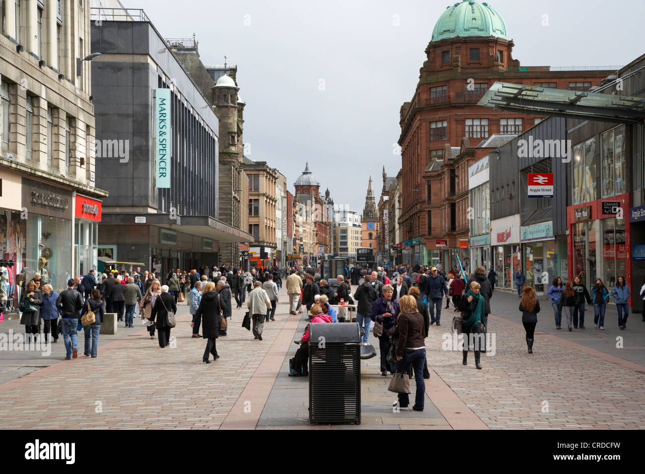 Shopping st glasgow hires stock photography and images Alamy