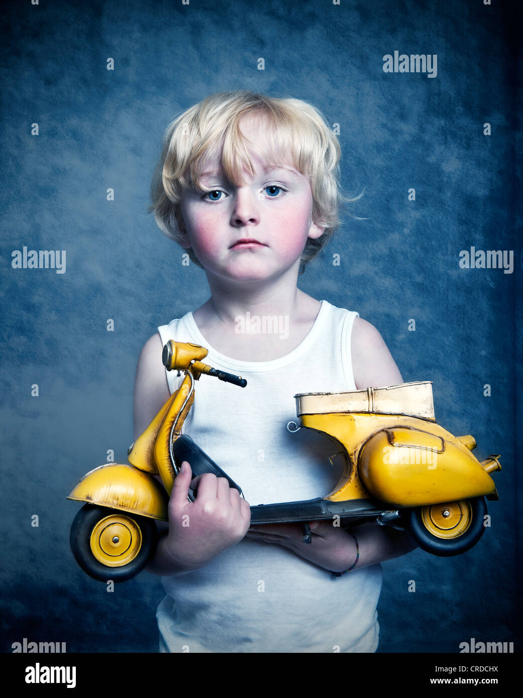 Vespa toy hi-res stock photography and images - Alamy