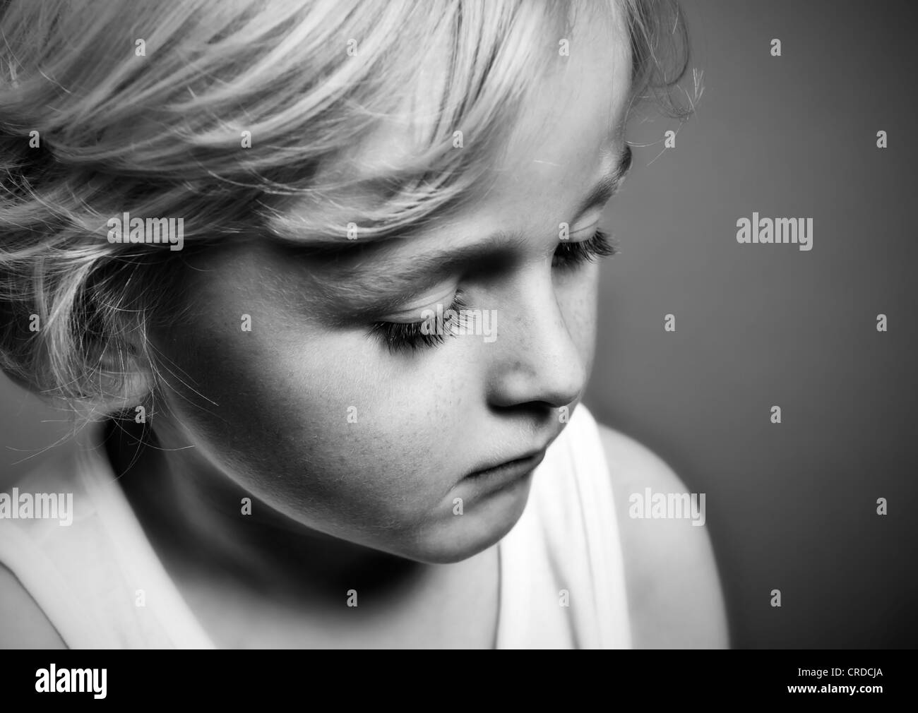 Black haired boy 10 white hi-res stock photography and images - Alamy