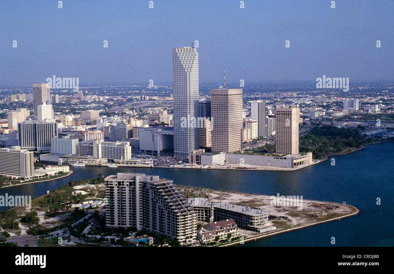 VIEW OF MIAMI, FLORIDA / BRICKELL KEY, CLAUGHTON ISLAND IS IN FOREGROUND, AT THE MOUTH OF MIAMI RIVER Stock Photo