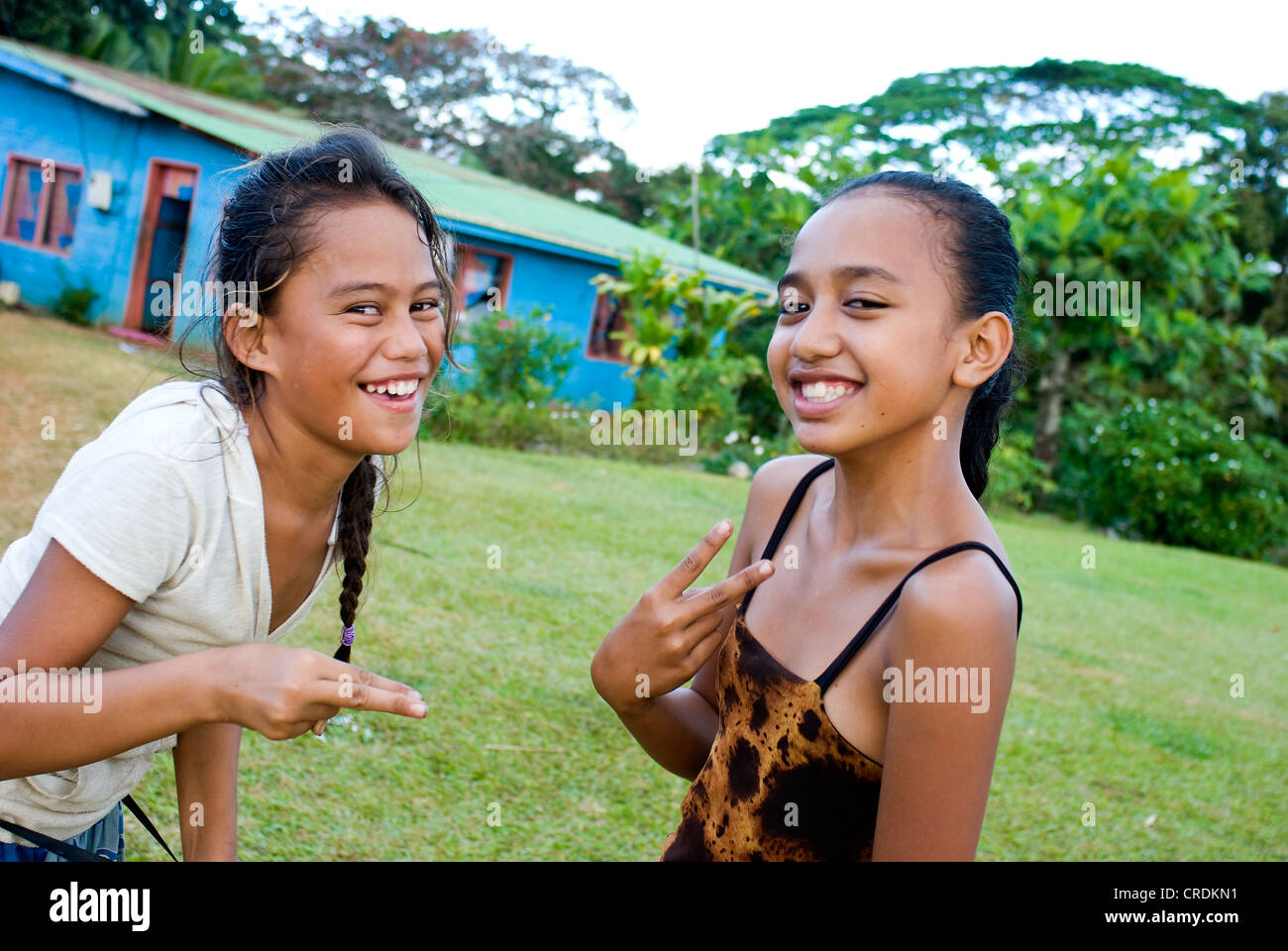 girls on Atiu Cook Islands Stock Photo: 48858685 - Alamy