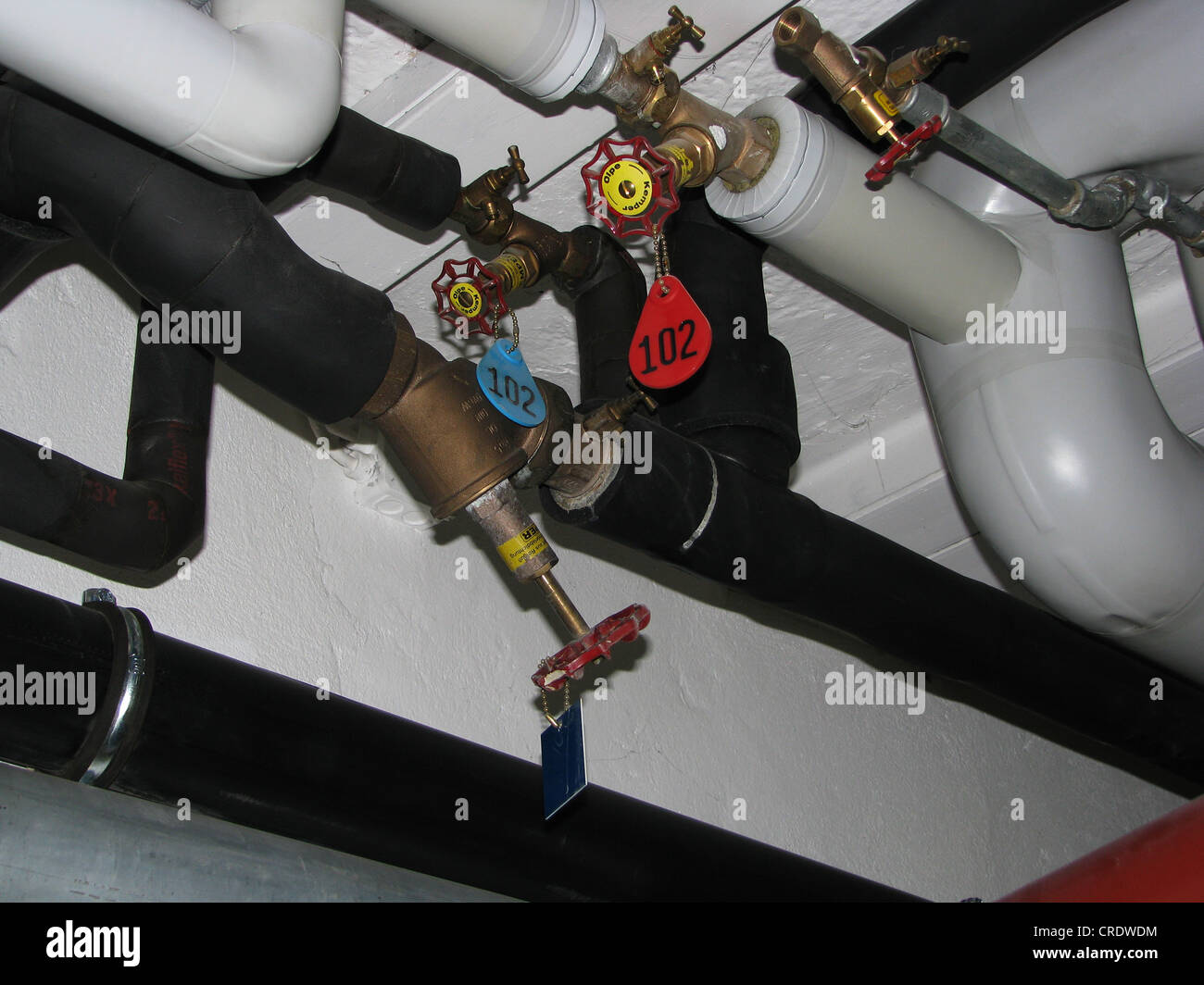 Basement heating hires stock photography and images Alamy