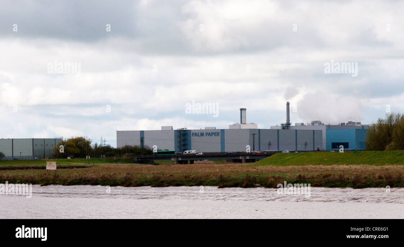 The Palm Paper mill beside the River Great Ouse at Saddlebow Industrial Estate in King's Lynn, Norfolk. Stock Photo