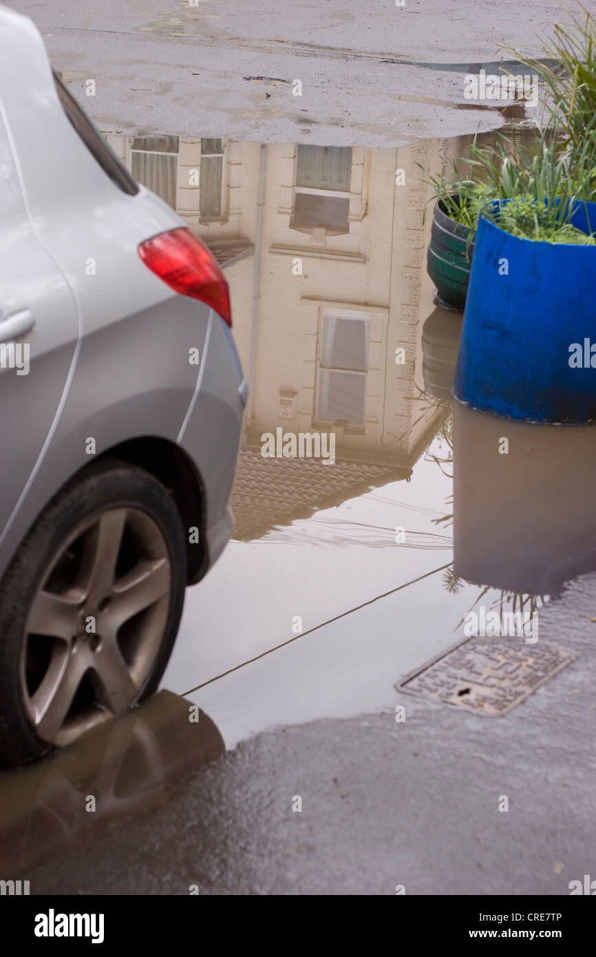 Car parked in puddle Stock Photo Alamy