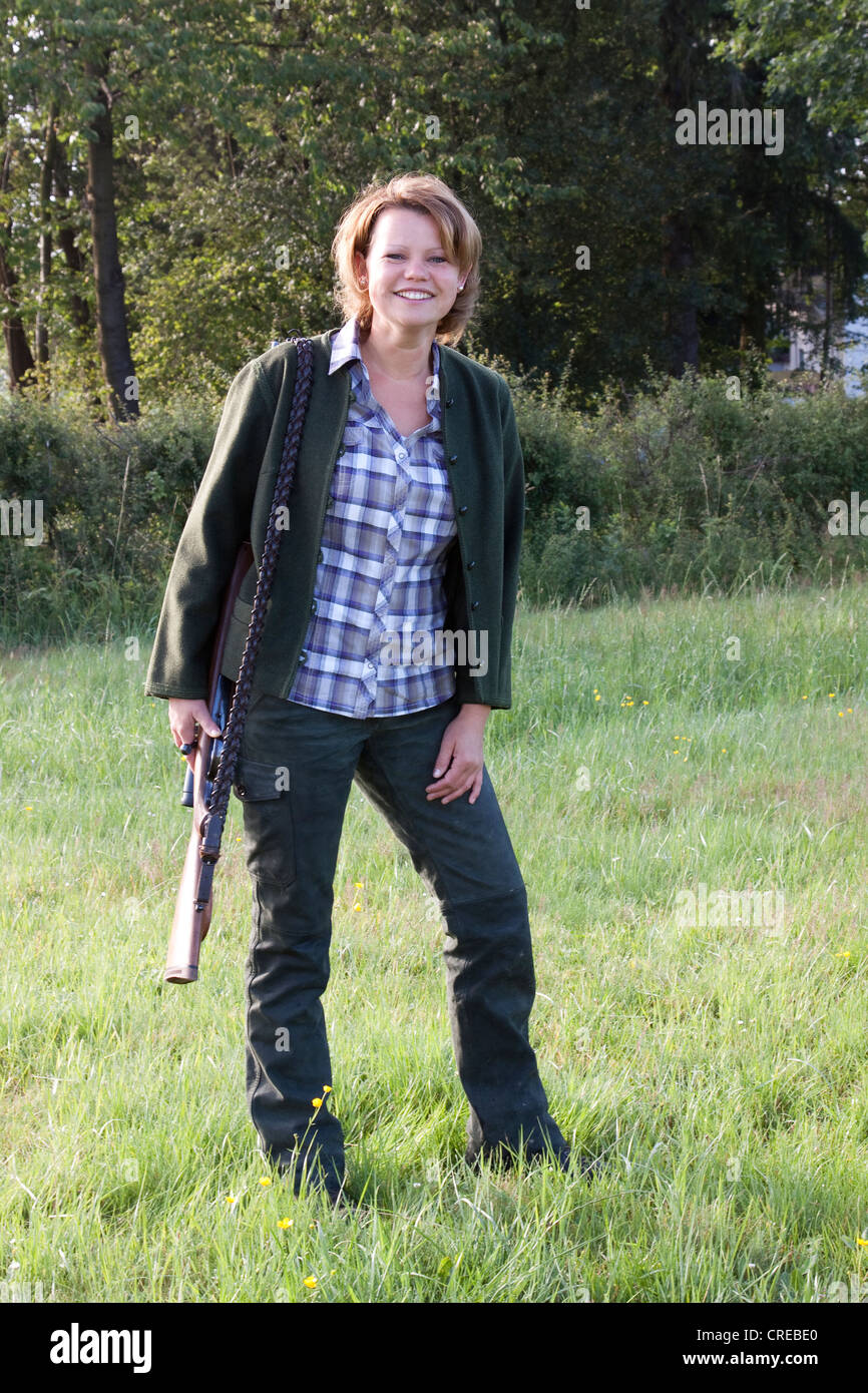 Rifle wearing hires stock photography and images Alamy