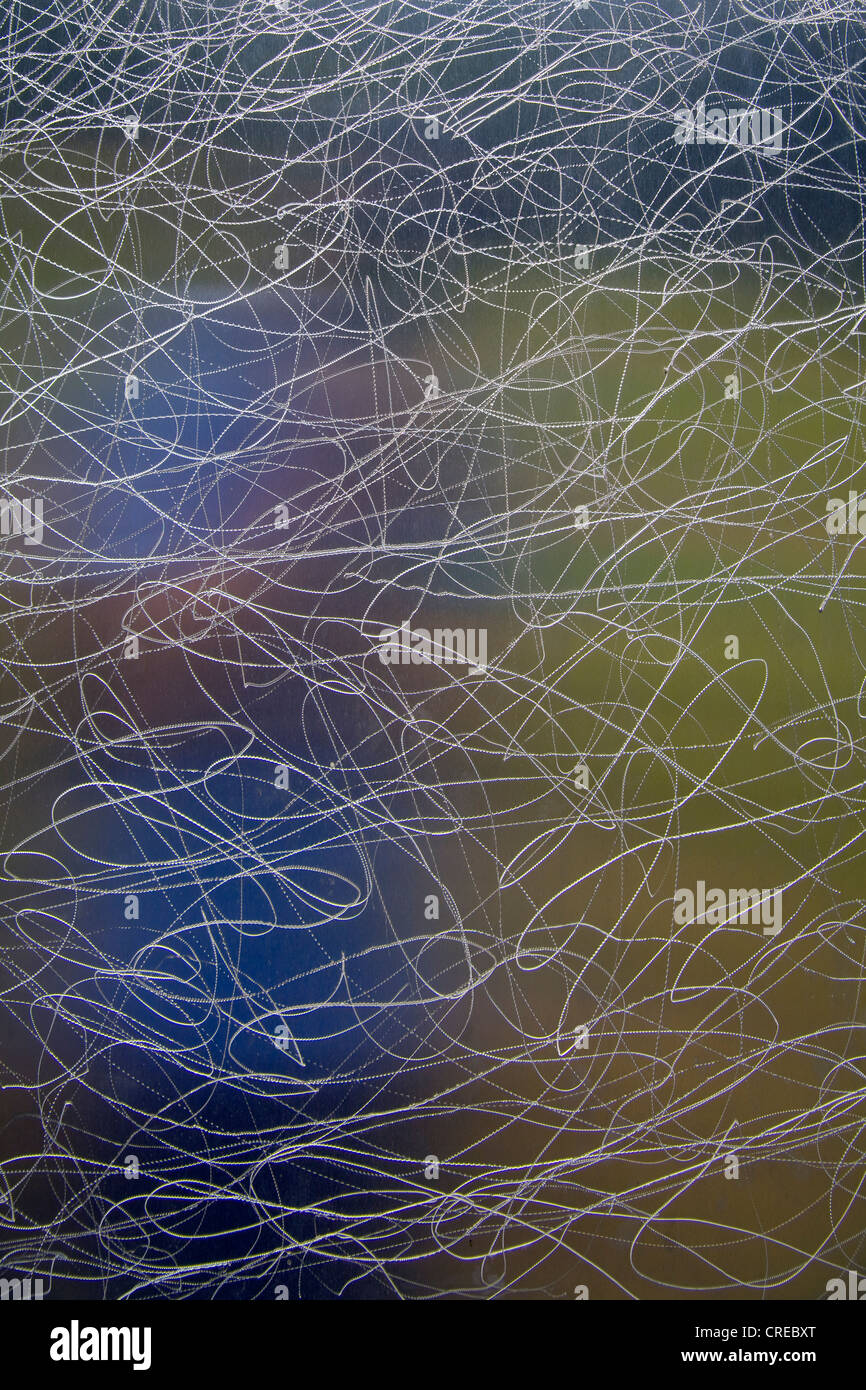 Cube sculpture hi-res stock photography and images - Alamy