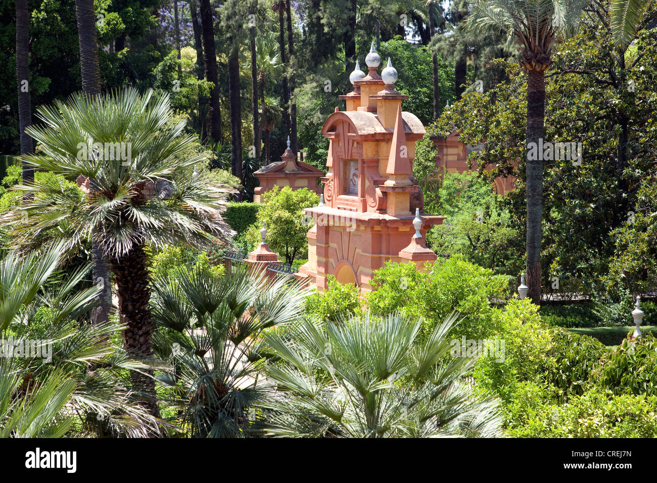 Garden architecture in the gardens of the Moorish King's Palace of Real Alcazar, UNESCO World Heritage Site, Seville, Andalusia Stock Photo