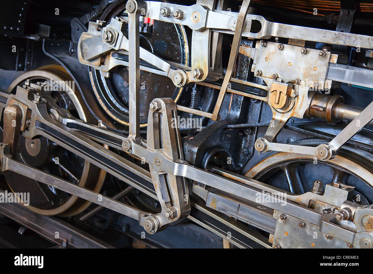 Details of the steam engine train wheels Stock Photo Alamy
