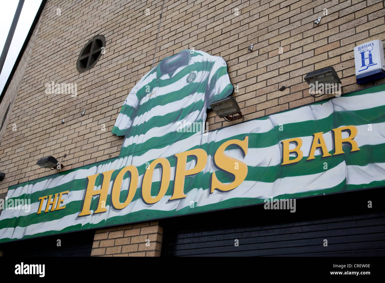 the hoops bar celtic supporters in the east end of glasgow scotland uk Stock Photo