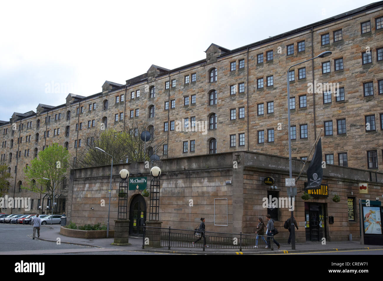 Mcchuills pub hires stock photography and images Alamy