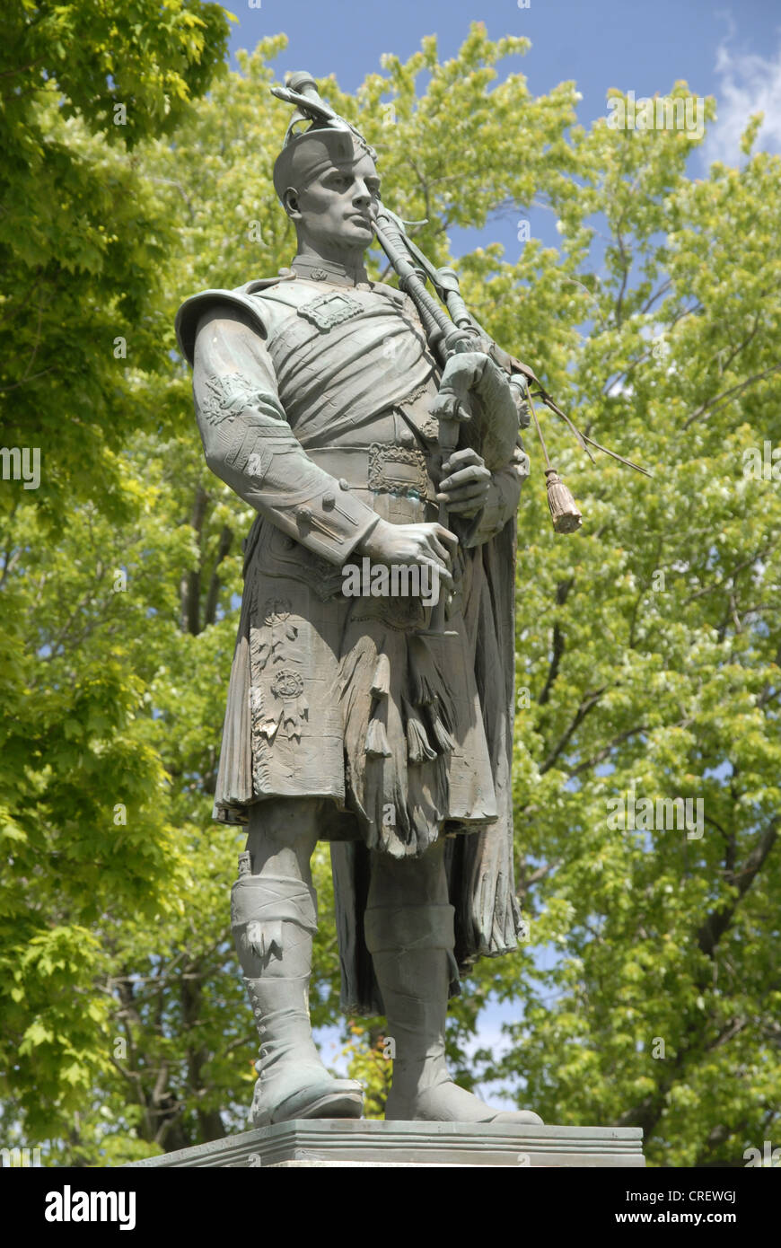 Statue of a piper in New Glasgow, Nova Scotia Stock Photo - Alamy