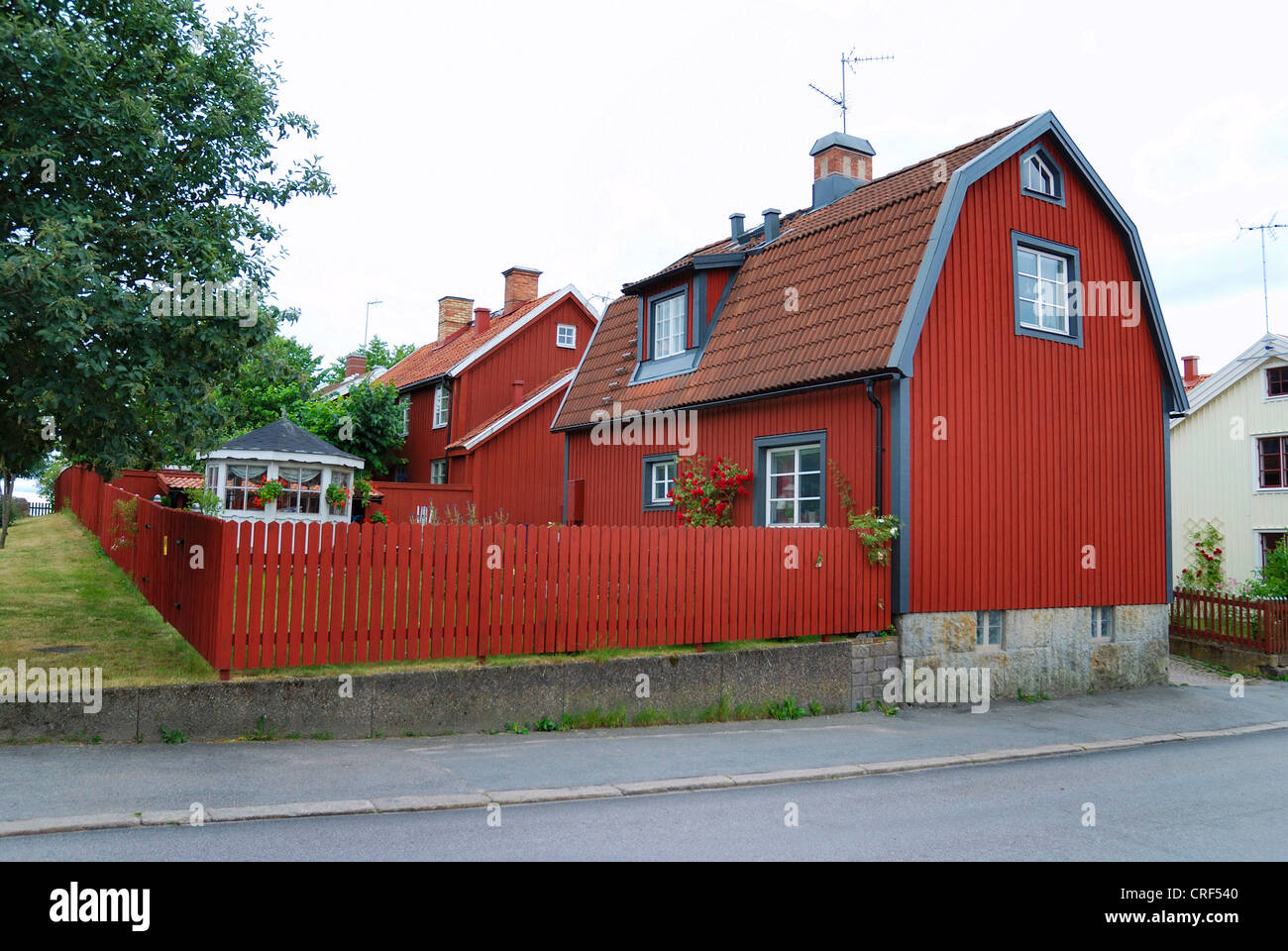 Red wood wooden house houses hi-res stock photography and images - Alamy