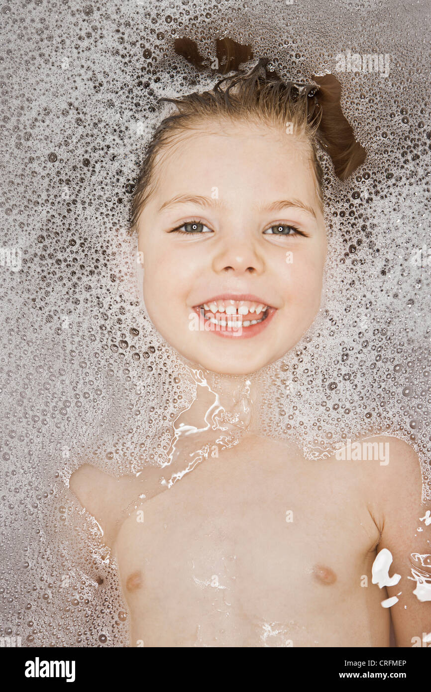 Babes naked in the shower Babes naked in the shower
