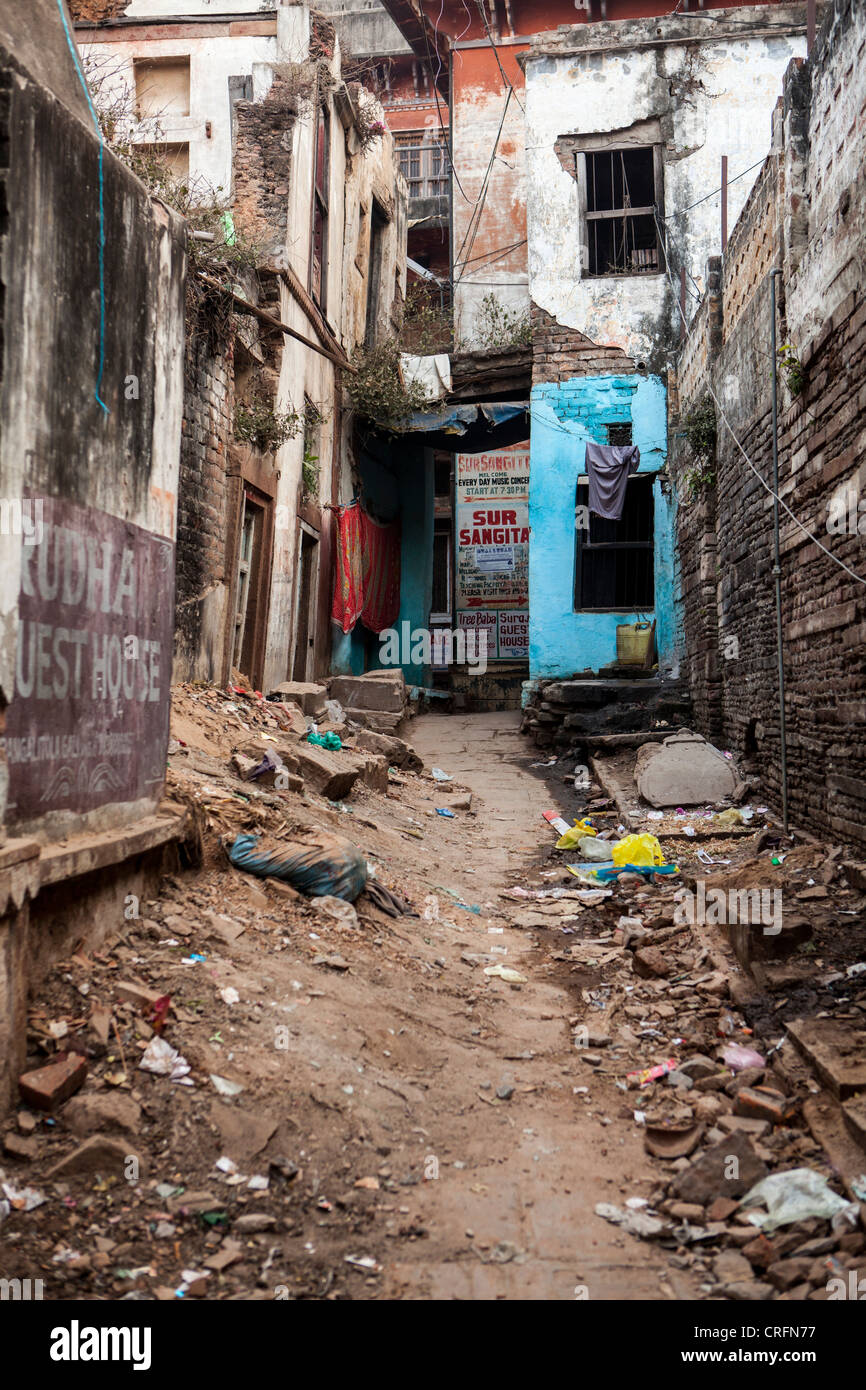Small alley in Varanasi, Uttar Pradesh, India Stock Photo