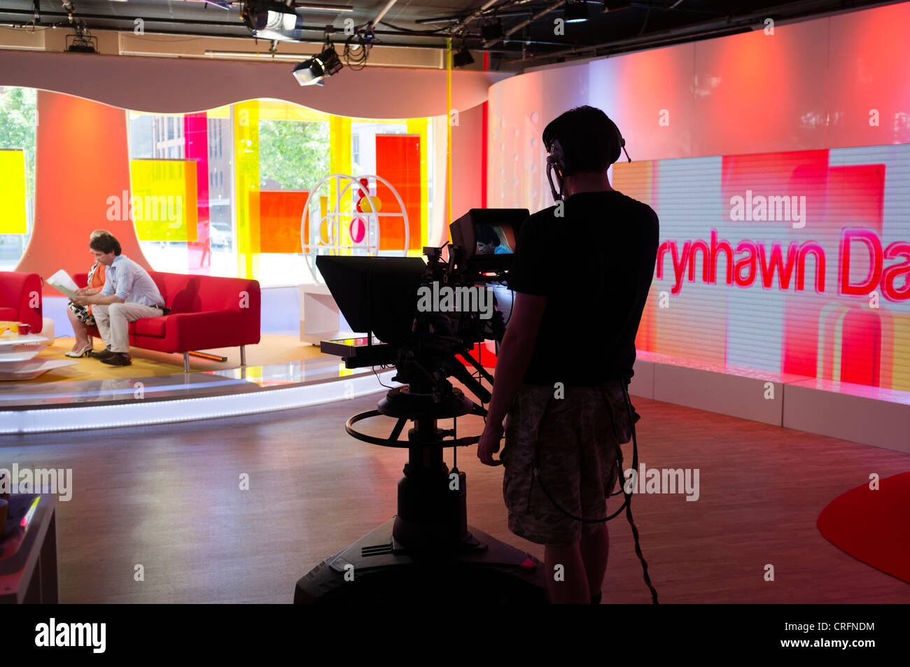 Tv Operator High Resolution Stock Photography and Images - Alamy