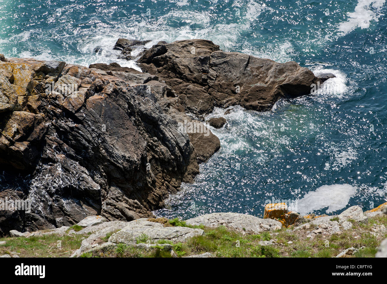 Rocky coast at the Pointe du Raz, Brittany Stock Photo - Alamy