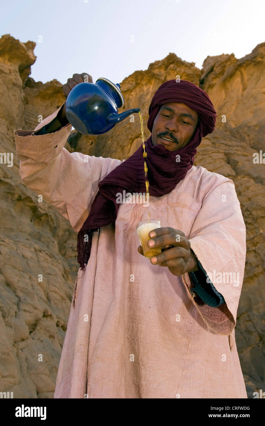 Tuareg tea ceremony hires stock photography and images Alamy