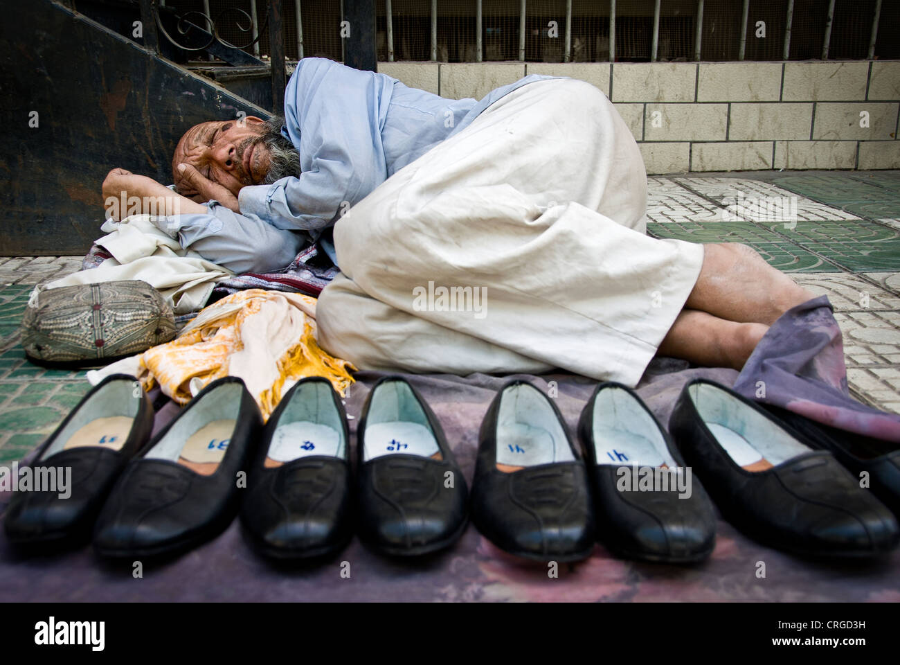 Shoe vendor, Kashgar, Xinjiang Province, China Stock Photo
