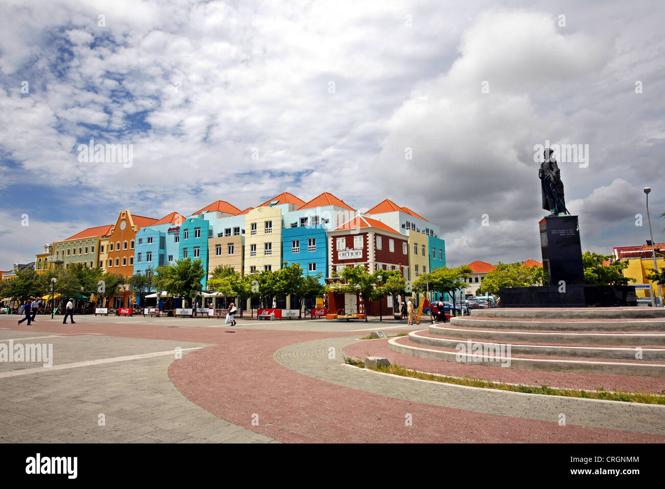 memorial and colourful houses at the square Molenplein, Netherlands Antilles, Curacao, Otrabanda, Willemstad Stock Photo