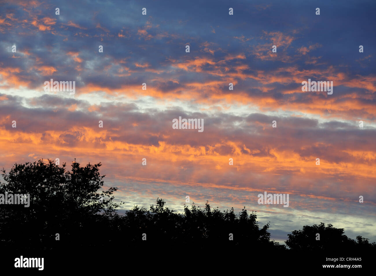 Sunset sky clouds reflecting hi-res stock photography and images - Alamy