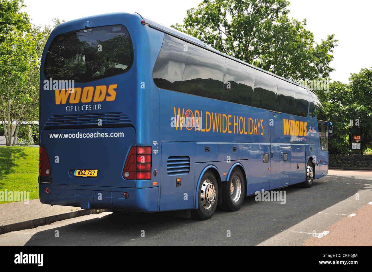 Worldwide Holidays, Woods of Leicester, coach at Luss in Scotland Stock Photo