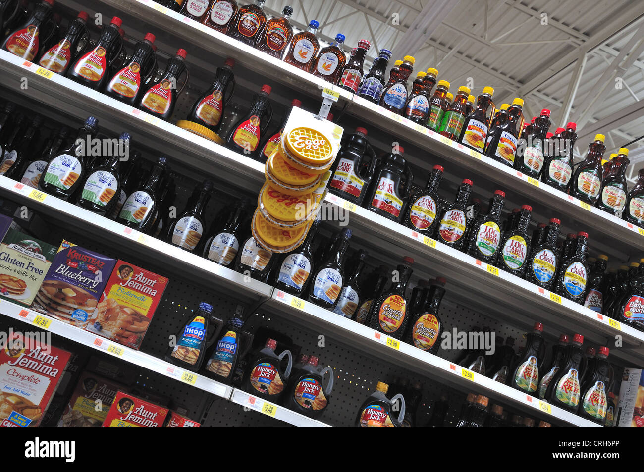 Pancake syrup on supermarket shelf Stock Photo Alamy