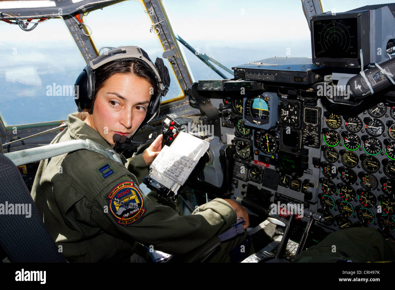 C 130 cockpit hi-res stock photography and images - Alamy
