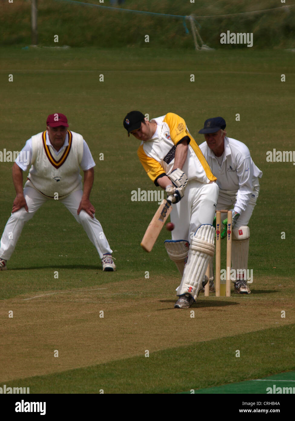 Batsman cricket hi-res stock photography and images - Alamy