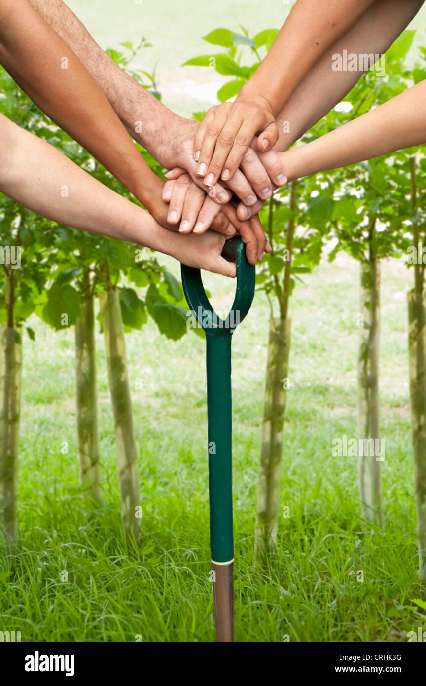 Indian hand shovel hires stock photography and images Alamy