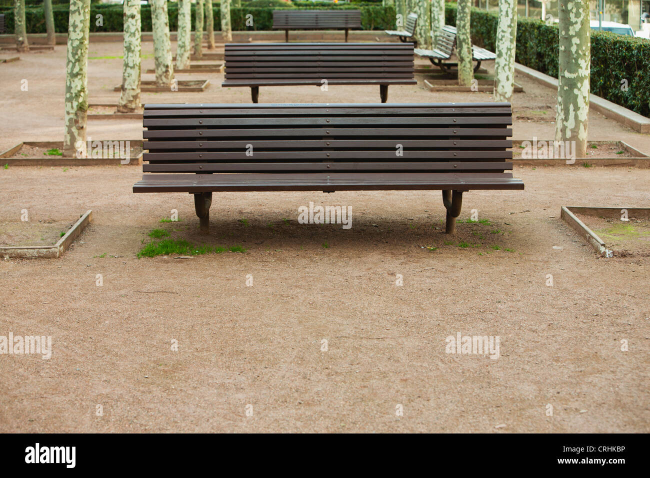Empty park benches Stock Photo - Alamy