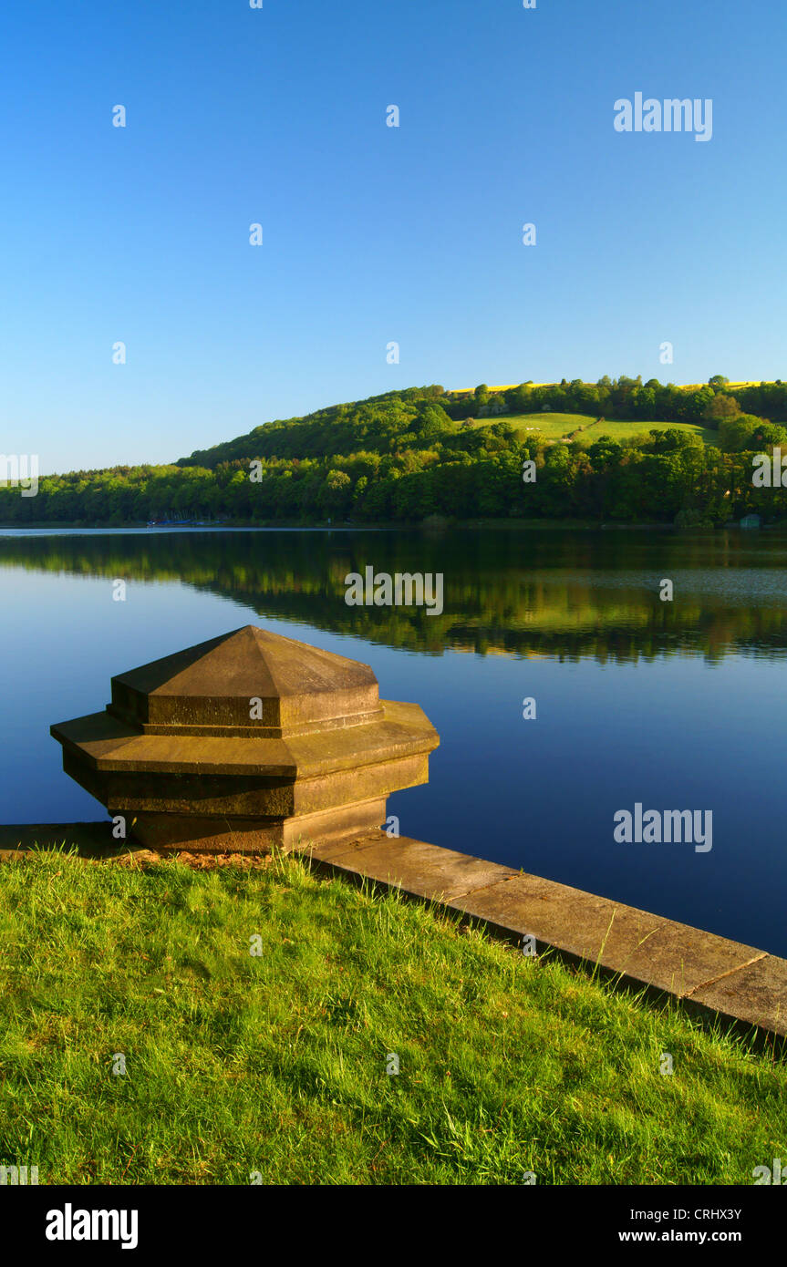 UK,South Yorkshire,Peak District,Damflask Reservoir Near Sheffield